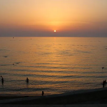 Charming House In + Terrace 펜션